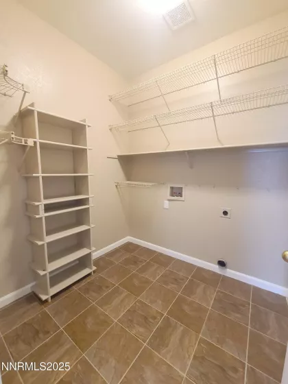 580 Boulder Peak, Sparks, Nevada 89436, 3 Bedrooms Bedrooms, ,2 BathroomsBathrooms,Residential,Residential,Boulder Peak,250050258