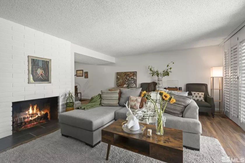1963 Villa, Reno, Nevada 89509, 2 Bedrooms Bedrooms, ,3 BathroomsBathrooms,Residential,Residential,Villa,250006486