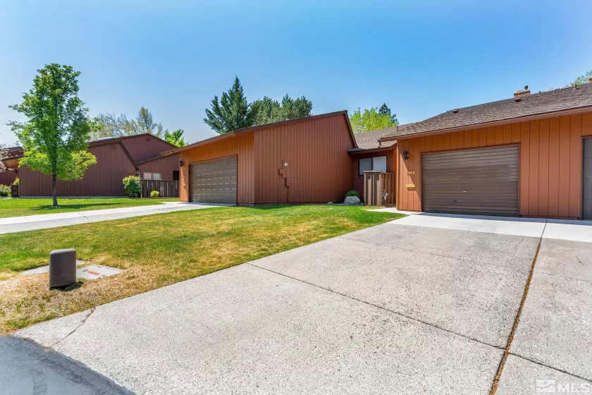 1963 Villa, Reno, Nevada 89509, 2 Bedrooms Bedrooms, ,3 BathroomsBathrooms,Residential,Residential,Villa,250006486