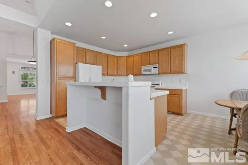 5979 Hidden Highlands, Reno, Nevada 89502, 4 Bedrooms Bedrooms, ,2 BathroomsBathrooms,Residential,Residential,Hidden Highlands,250006488