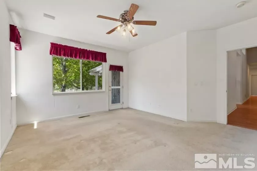 5979 Hidden Highlands, Reno, Nevada 89502, 4 Bedrooms Bedrooms, ,2 BathroomsBathrooms,Residential,Residential,Hidden Highlands,250006488