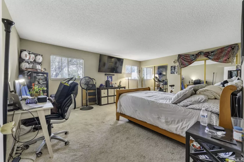 1064 Bradley, Sparks, Nevada 89434, 2 Bedrooms Bedrooms, ,2 BathroomsBathrooms,Residential,Residential,Bradley,250006531