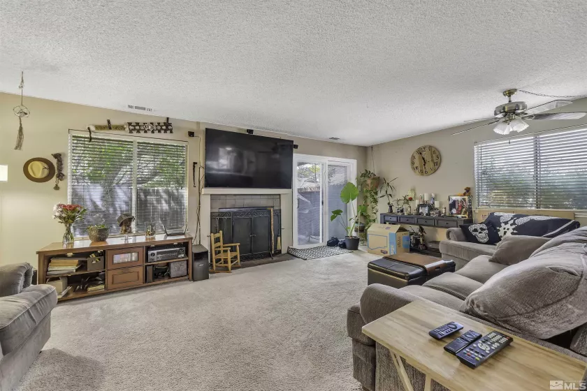 1064 Bradley, Sparks, Nevada 89434, 2 Bedrooms Bedrooms, ,2 BathroomsBathrooms,Residential,Residential,Bradley,250006531