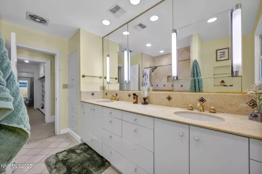 125 Greenridge, Reno, Nevada 89509, 6 Bedrooms Bedrooms, ,7 BathroomsBathrooms,Residential,Residential,Greenridge,250050264
