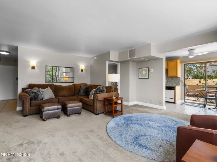 280 Island, Reno, Nevada 89501, 1 Bedroom Bedrooms, ,2 BathroomsBathrooms,Residential,Residential,Island,250050274