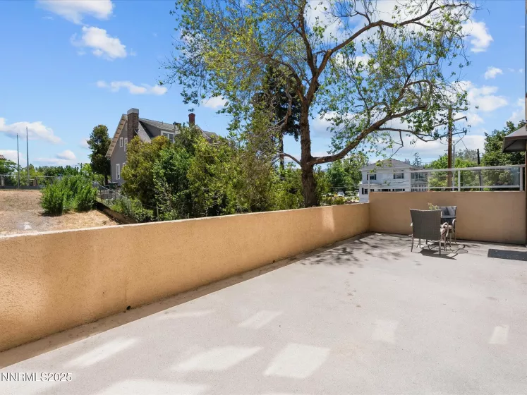 280 Island, Reno, Nevada 89501, 1 Bedroom Bedrooms, ,2 BathroomsBathrooms,Residential,Residential,Island,250050274