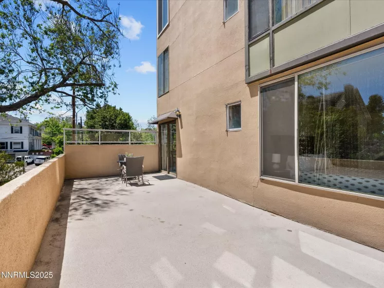 280 Island, Reno, Nevada 89501, 1 Bedroom Bedrooms, ,2 BathroomsBathrooms,Residential,Residential,Island,250050274