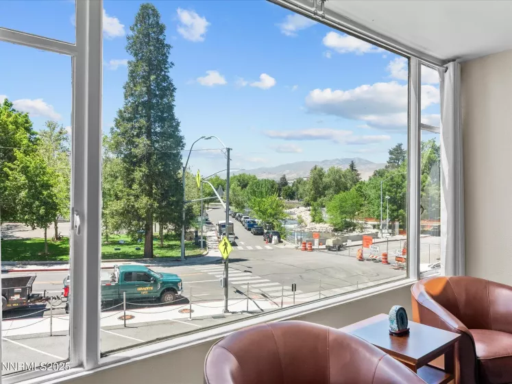 280 Island, Reno, Nevada 89501, 1 Bedroom Bedrooms, ,2 BathroomsBathrooms,Residential,Residential,Island,250050274