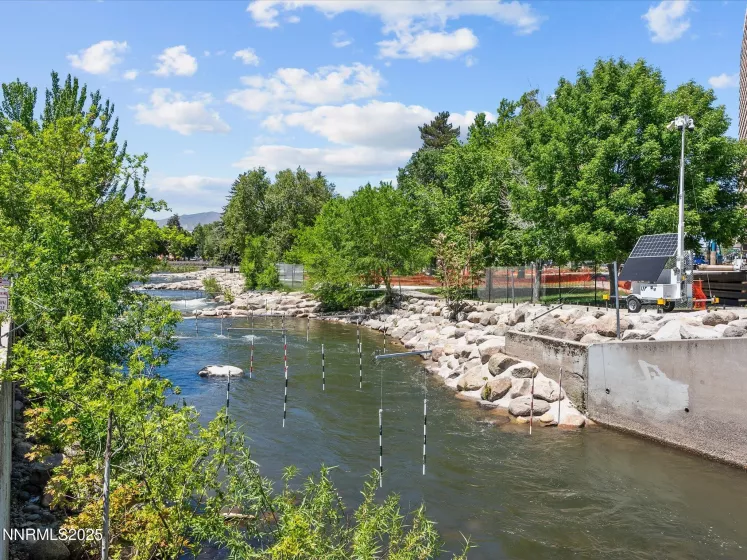 280 Island, Reno, Nevada 89501, 1 Bedroom Bedrooms, ,2 BathroomsBathrooms,Residential,Residential,Island,250050274