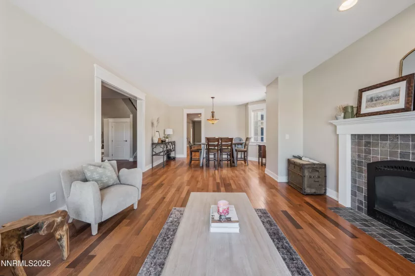 1011 Keystone, Gardnerville, Nevada 89460, 5 Bedrooms Bedrooms, ,4 BathroomsBathrooms,Residential,Residential,Keystone,250050280