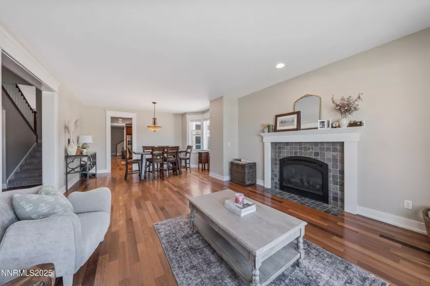 1011 Keystone, Gardnerville, Nevada 89460, 5 Bedrooms Bedrooms, ,4 BathroomsBathrooms,Residential,Residential,Keystone,250050280