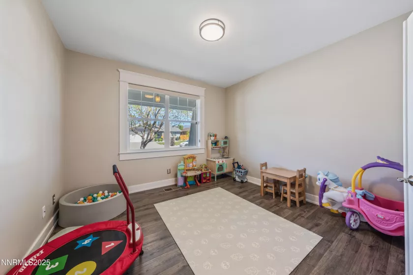 1011 Keystone, Gardnerville, Nevada 89460, 5 Bedrooms Bedrooms, ,4 BathroomsBathrooms,Residential,Residential,Keystone,250050280