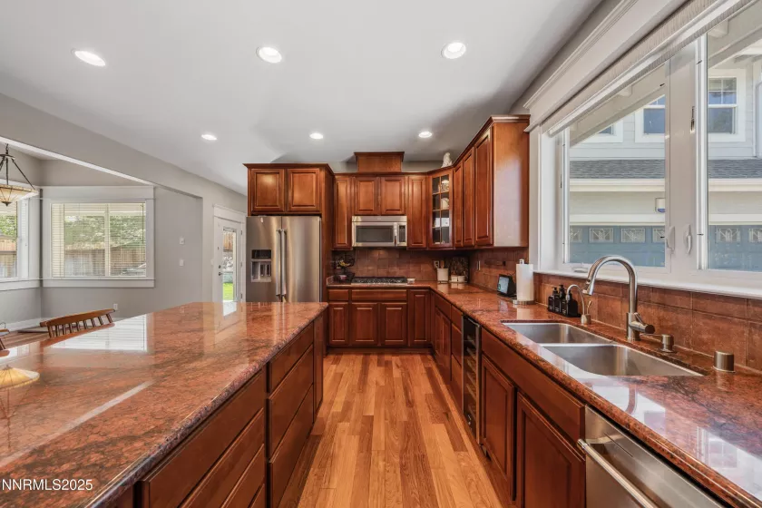 1011 Keystone, Gardnerville, Nevada 89460, 5 Bedrooms Bedrooms, ,4 BathroomsBathrooms,Residential,Residential,Keystone,250050280