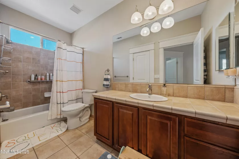 1011 Keystone, Gardnerville, Nevada 89460, 5 Bedrooms Bedrooms, ,4 BathroomsBathrooms,Residential,Residential,Keystone,250050280