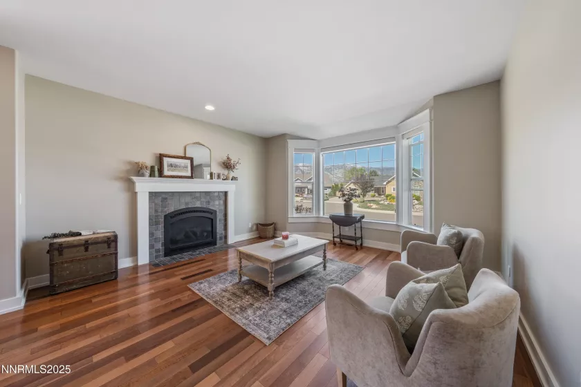 1011 Keystone, Gardnerville, Nevada 89460, 5 Bedrooms Bedrooms, ,4 BathroomsBathrooms,Residential,Residential,Keystone,250050280
