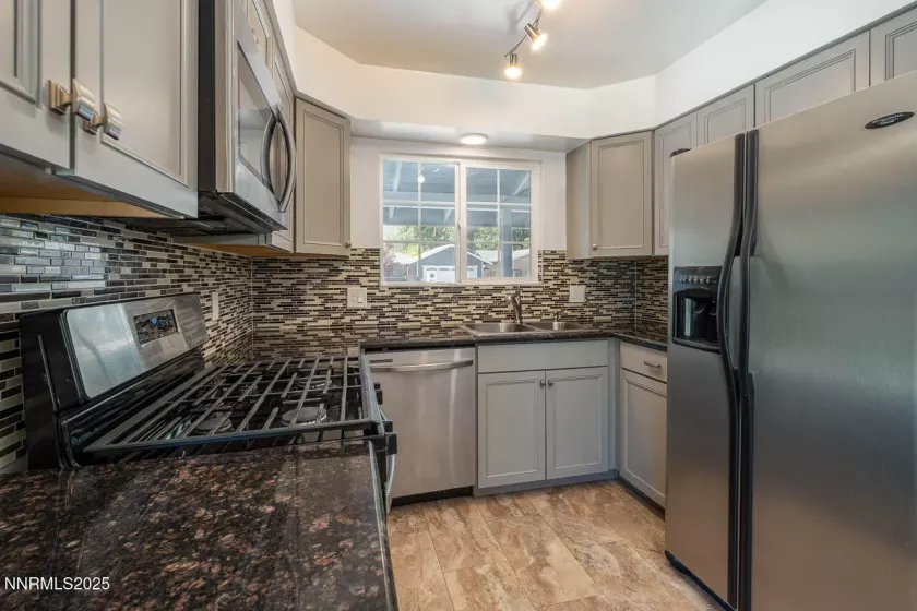 201 Carson Meadow, Carson City, Nevada 89701, 3 Bedrooms Bedrooms, ,2 BathroomsBathrooms,Residential,Residential,Carson Meadow,250050285