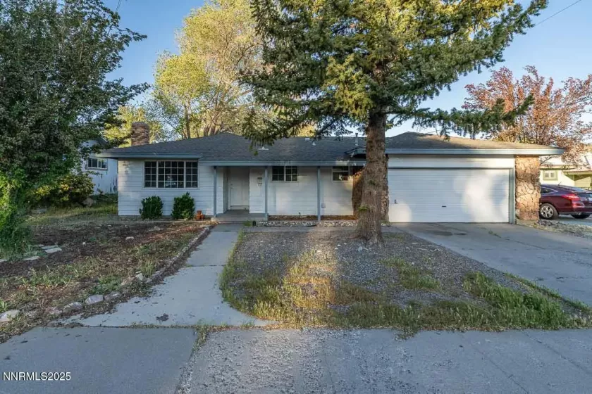 201 Carson Meadow, Carson City, Nevada 89701, 3 Bedrooms Bedrooms, ,2 BathroomsBathrooms,Residential,Residential,Carson Meadow,250050285