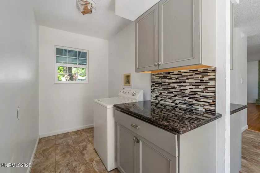201 Carson Meadow, Carson City, Nevada 89701, 3 Bedrooms Bedrooms, ,2 BathroomsBathrooms,Residential,Residential,Carson Meadow,250050285