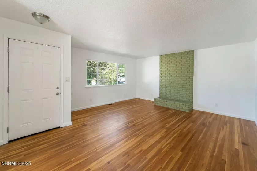 201 Carson Meadow, Carson City, Nevada 89701, 3 Bedrooms Bedrooms, ,2 BathroomsBathrooms,Residential,Residential,Carson Meadow,250050285