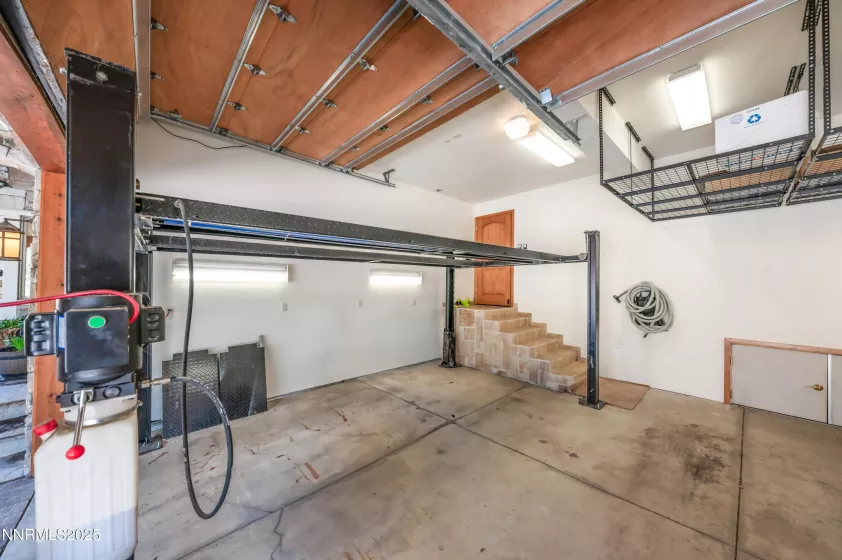 143 Granite Springs, Stateline, Nevada 89449, 5 Bedrooms Bedrooms, ,6 BathroomsBathrooms,Residential,Residential,Granite Springs,250050288