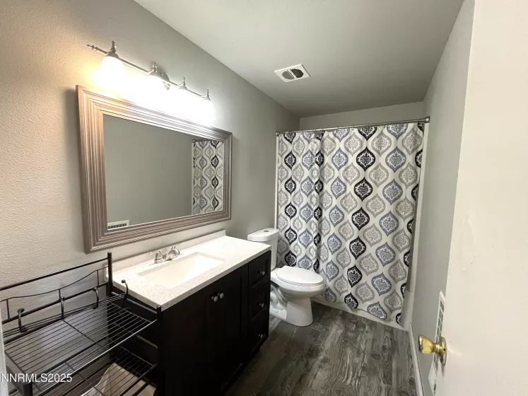 1702 London, Sparks, Nevada 89431, 2 Bedrooms Bedrooms, ,2 BathroomsBathrooms,Residential,Residential,London,250050307