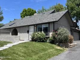 1702 London, Sparks, Nevada 89431, 2 Bedrooms Bedrooms, ,2 BathroomsBathrooms,Residential,Residential,London,250050307