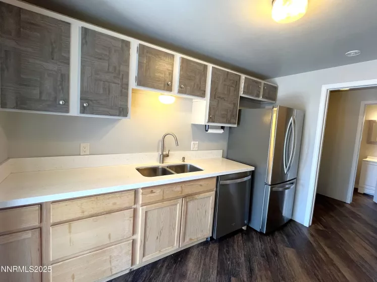 1702 London, Sparks, Nevada 89431, 2 Bedrooms Bedrooms, ,2 BathroomsBathrooms,Residential,Residential,London,250050307
