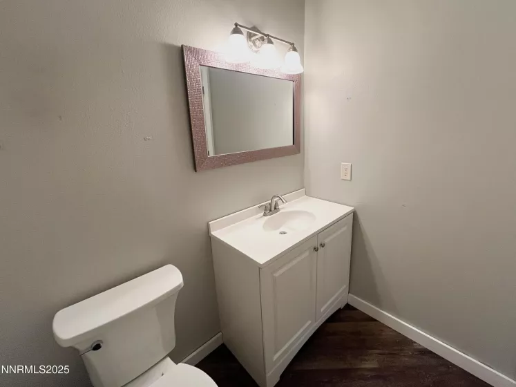1702 London, Sparks, Nevada 89431, 2 Bedrooms Bedrooms, ,2 BathroomsBathrooms,Residential,Residential,London,250050307