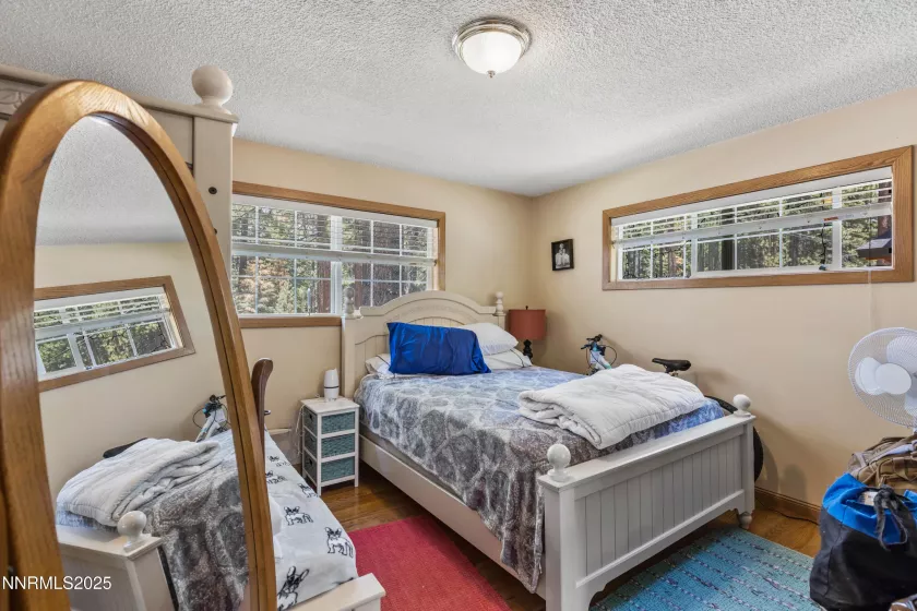 2450 Pinter, South Lake Tahoe, California 96150, 4 Bedrooms Bedrooms, ,3 BathroomsBathrooms,Residential,Residential,Pinter,250050311