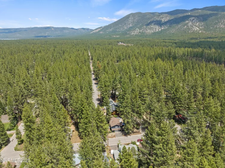 2450 Pinter, South Lake Tahoe, California 96150, 4 Bedrooms Bedrooms, ,3 BathroomsBathrooms,Residential,Residential,Pinter,250050311
