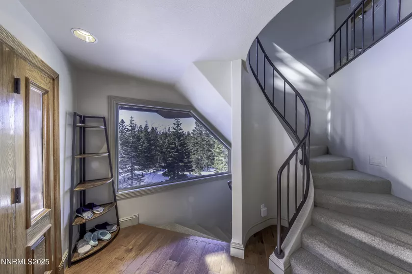 124 Delissa, Stateline, Nevada 89449, 4 Bedrooms Bedrooms, ,5 BathroomsBathrooms,Residential,Residential,Delissa,250050324