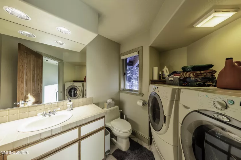 124 Delissa, Stateline, Nevada 89449, 4 Bedrooms Bedrooms, ,5 BathroomsBathrooms,Residential,Residential,Delissa,250050324