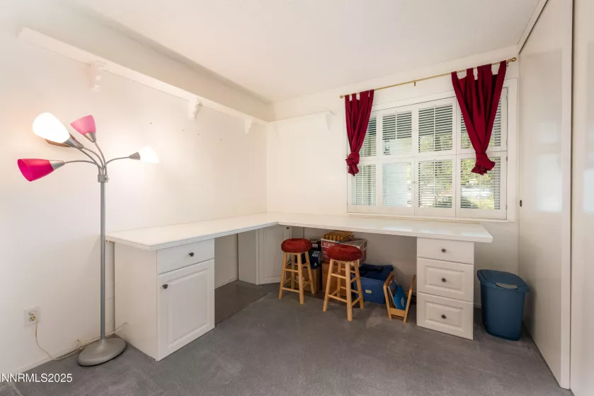 Guest room - the desk is not attached and can be removed.