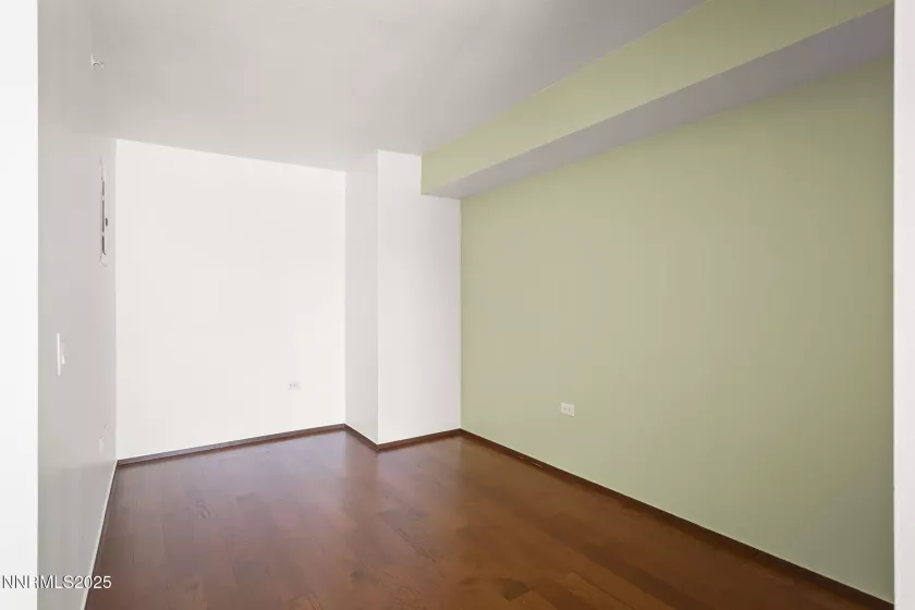 255 Sierra, Reno, Nevada 89501, 1 Bedroom Bedrooms, ,2 BathroomsBathrooms,Residential,Residential,Sierra,250050342