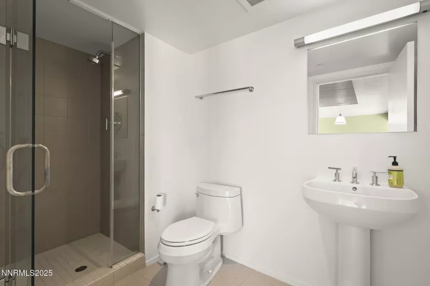 255 Sierra, Reno, Nevada 89501, 1 Bedroom Bedrooms, ,2 BathroomsBathrooms,Residential,Residential,Sierra,250050342