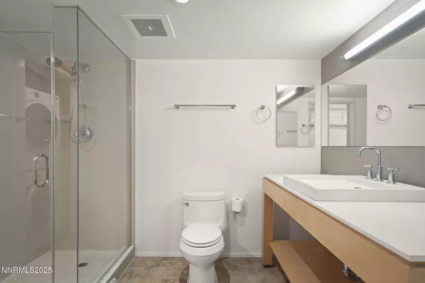 255 Sierra, Reno, Nevada 89501, 1 Bedroom Bedrooms, ,2 BathroomsBathrooms,Residential,Residential,Sierra,250050342