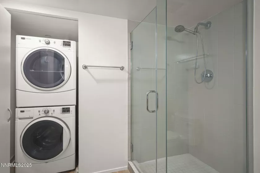 255 Sierra, Reno, Nevada 89501, 1 Bedroom Bedrooms, ,2 BathroomsBathrooms,Residential,Residential,Sierra,250050342