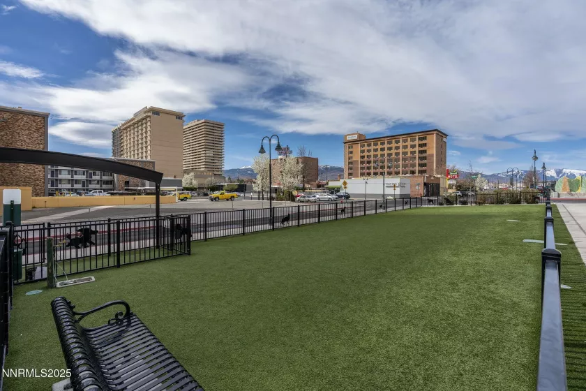 255 Sierra, Reno, Nevada 89501, 1 Bedroom Bedrooms, ,2 BathroomsBathrooms,Residential,Residential,Sierra,250050342