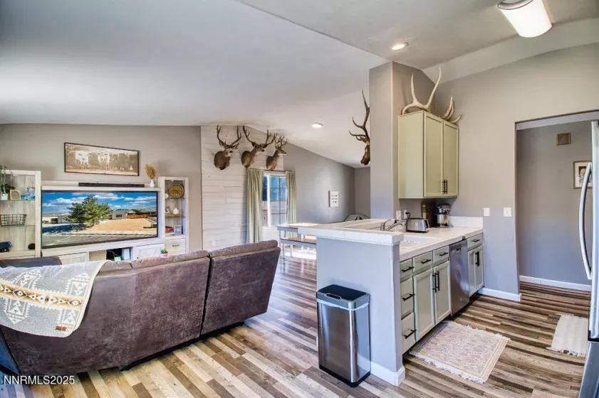 1563 Maria, Fernley, Nevada 89408, 4 Bedrooms Bedrooms, ,2 BathroomsBathrooms,Residential,Residential,Maria,250050290
