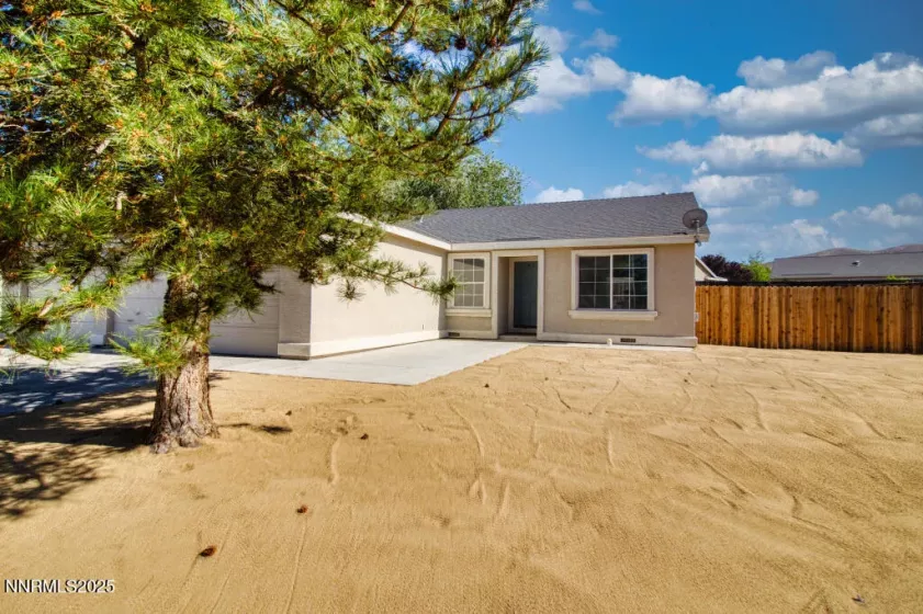 1563 Maria, Fernley, Nevada 89408, 4 Bedrooms Bedrooms, ,2 BathroomsBathrooms,Residential,Residential,Maria,250050290
