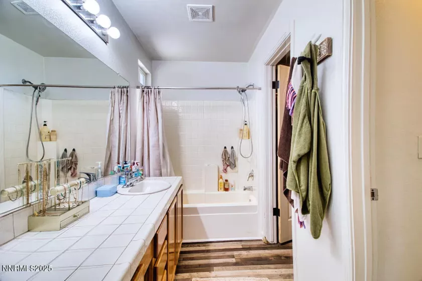 1563 Maria, Fernley, Nevada 89408, 4 Bedrooms Bedrooms, ,2 BathroomsBathrooms,Residential,Residential,Maria,250050290