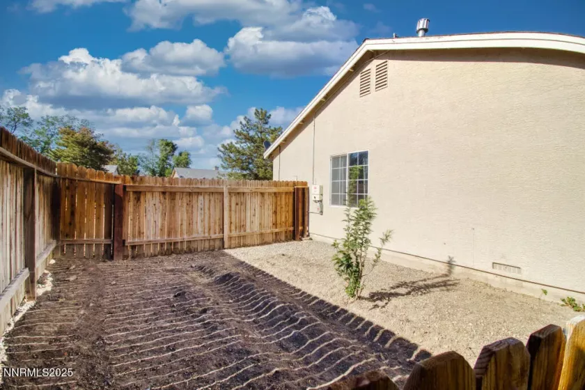 1563 Maria, Fernley, Nevada 89408, 4 Bedrooms Bedrooms, ,2 BathroomsBathrooms,Residential,Residential,Maria,250050290