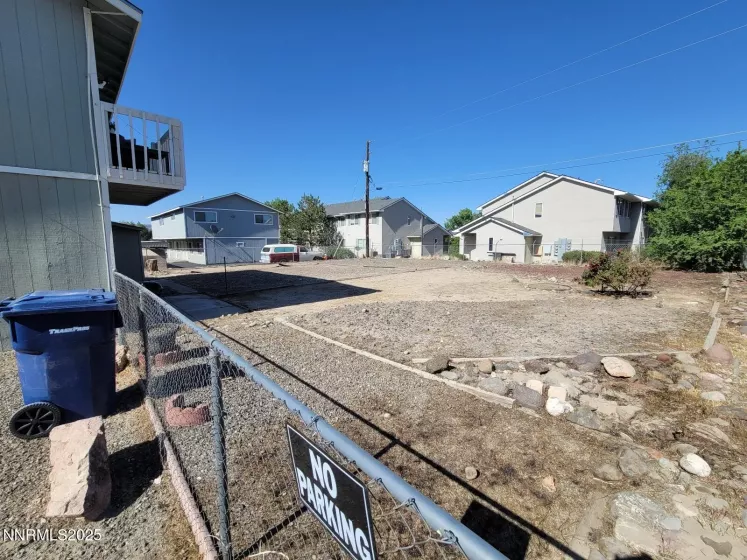 135 Curry, Fernley, Nevada 89408, ,Residential Income,Residential,Curry,250050291
