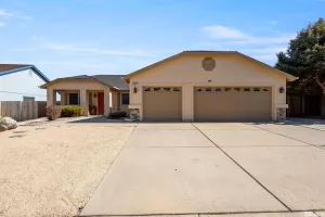 9834 Suncrest, Reno, Nevada 89506, 4 Bedrooms Bedrooms, ,2 BathroomsBathrooms,Residential,Residential,Suncrest,250003129