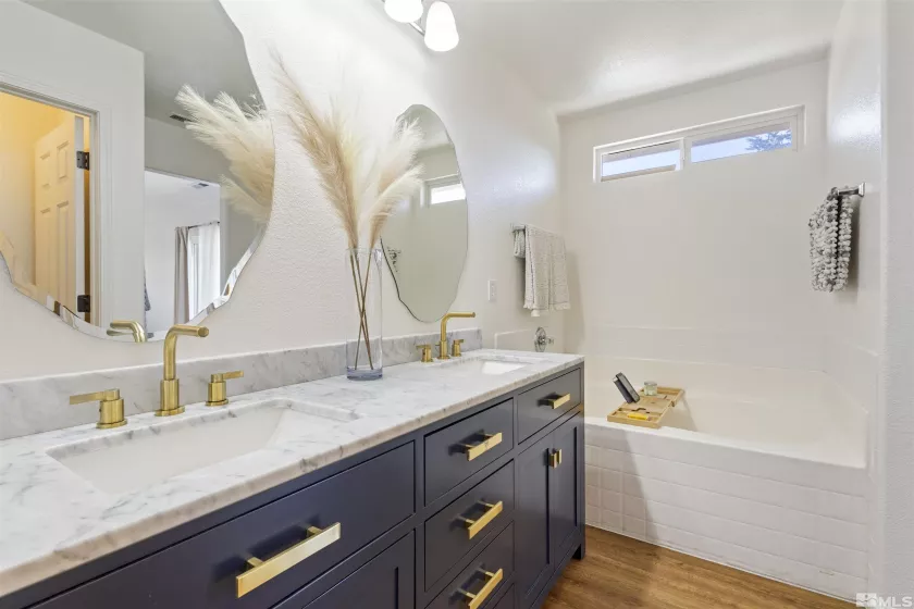 9834 Suncrest, Reno, Nevada 89506, 4 Bedrooms Bedrooms, ,2 BathroomsBathrooms,Residential,Residential,Suncrest,250003129