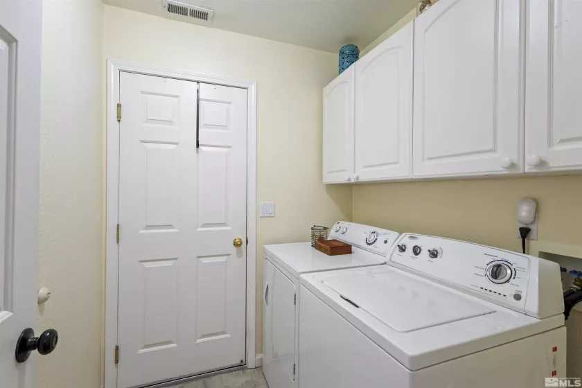 9834 Suncrest, Reno, Nevada 89506, 4 Bedrooms Bedrooms, ,2 BathroomsBathrooms,Residential,Residential,Suncrest,250003129