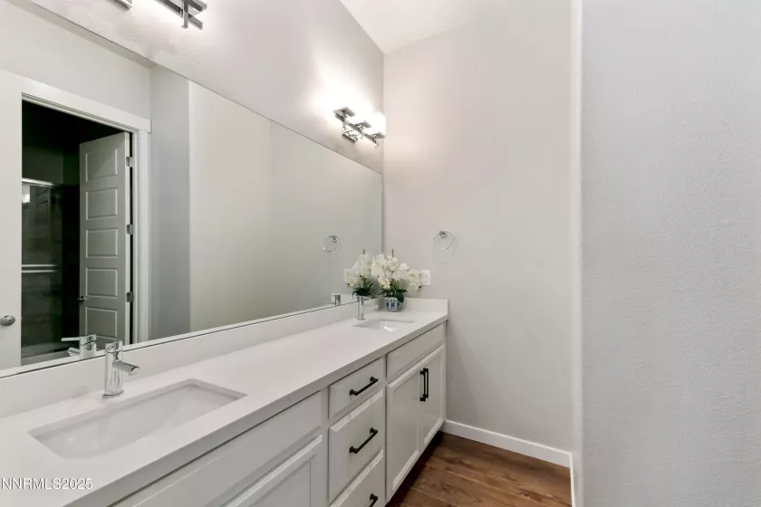 9621 Lane Garrett, Reno, Nevada 89511, 4 Bedrooms Bedrooms, ,4 BathroomsBathrooms,Residential,Residential,Lane Garrett,250050369