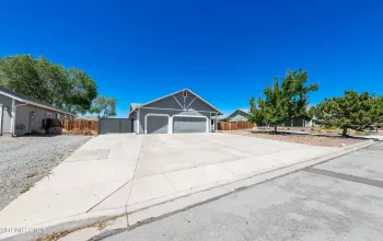 65 Eclipse, Sparks, Nevada 89441, 3 Bedrooms Bedrooms, ,3 BathroomsBathrooms,Residential,Residential,Eclipse,250050374