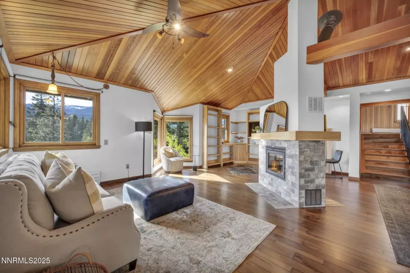 517 Driver, Incline Village, Nevada 89451, 6 Bedrooms Bedrooms, ,5 BathroomsBathrooms,Residential,Residential,Driver,250050376