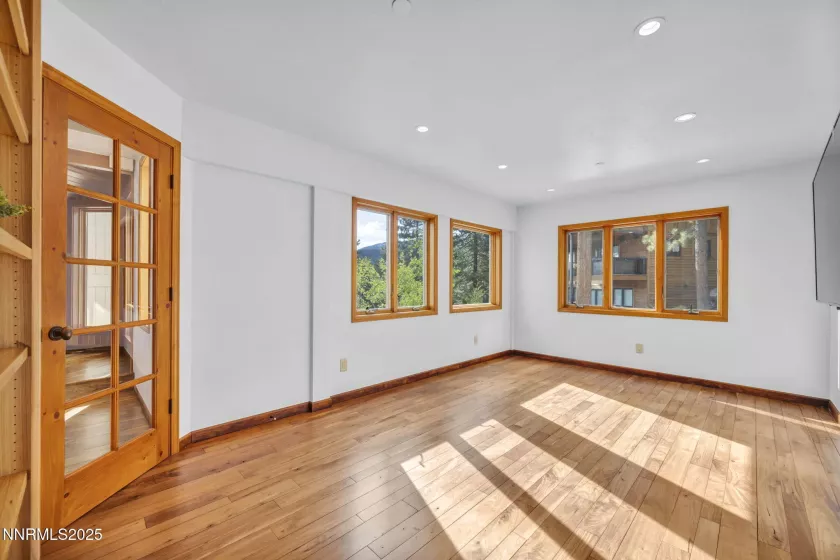 517 Driver, Incline Village, Nevada 89451, 6 Bedrooms Bedrooms, ,5 BathroomsBathrooms,Residential,Residential,Driver,250050376